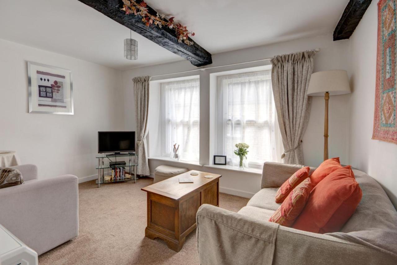Katrinas Apartment By Treetop Property Cirencester Eksteriør bilde