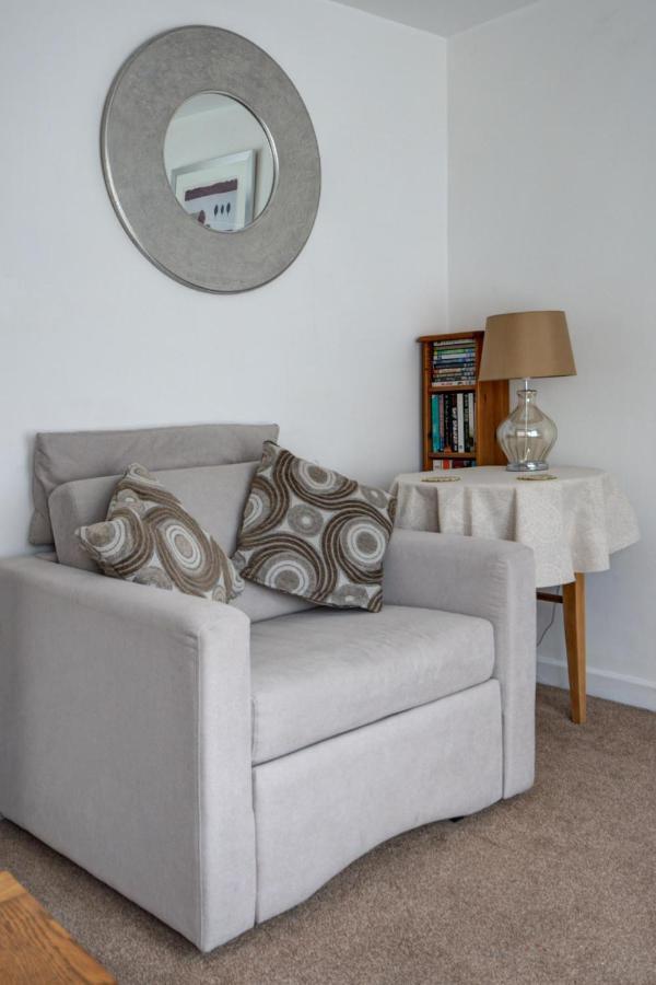 Katrinas Apartment By Treetop Property Cirencester Eksteriør bilde